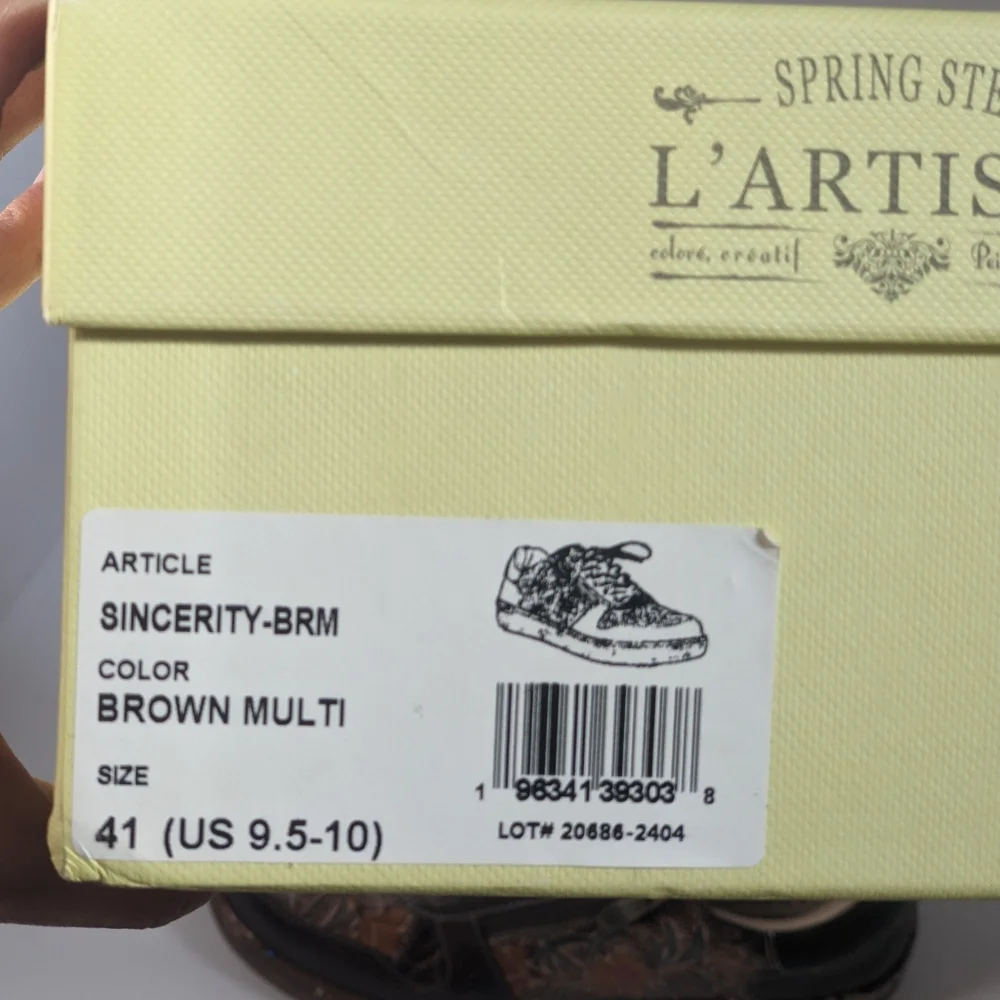 NWOT Spring Step L ' Artiste Leather Sneakers
